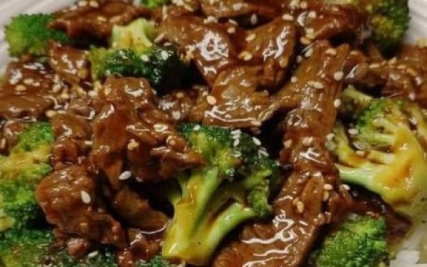 Crockpot Beef and Broccoli