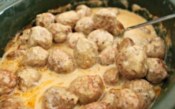 Crockpot Swedish Meatballs