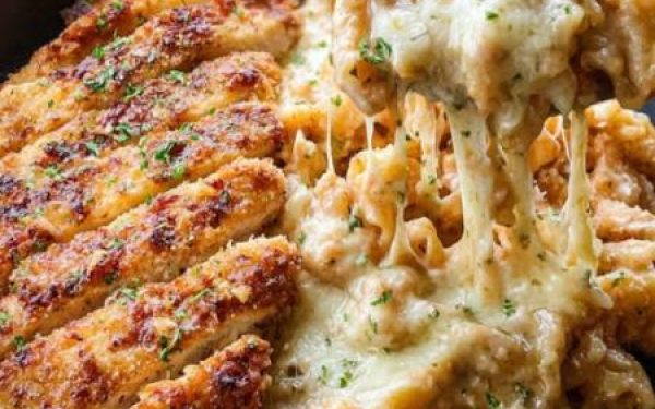 Easy Parmesan Chicken Pasta
