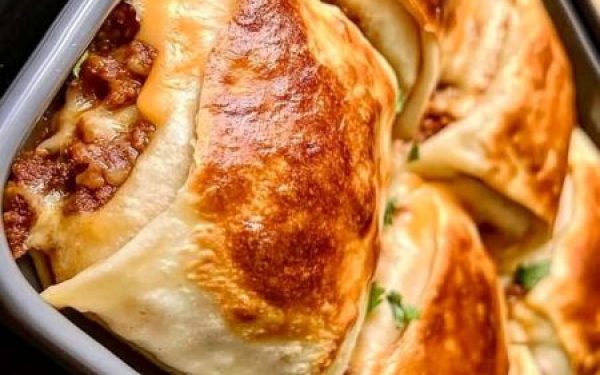 Delicious Cheesy Meat Pockets