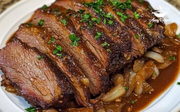 Mouthwatering Crockpot Brisket