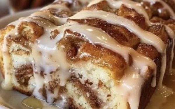 Dollywood Cinnamon Bread with Icing  