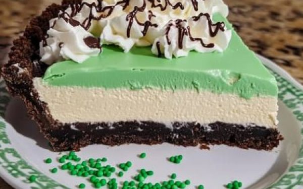 Shamrock Mint Milkshake Pie