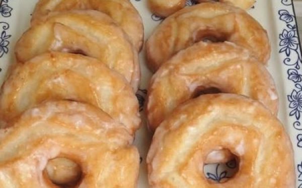 Old Fashioned Cake Donuts