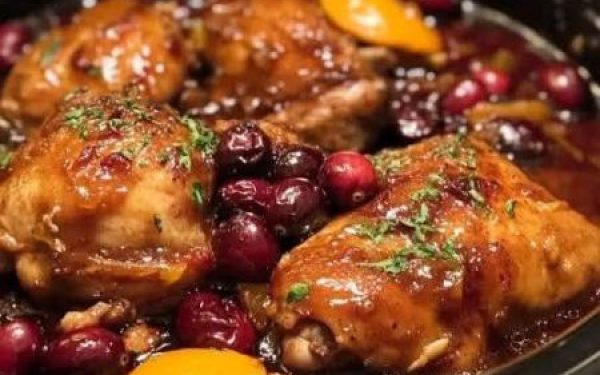 Crockpot Cranberry Orange Glazed Chicken