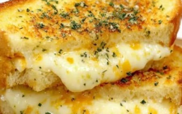 Garlic Bread Grilled Cheese